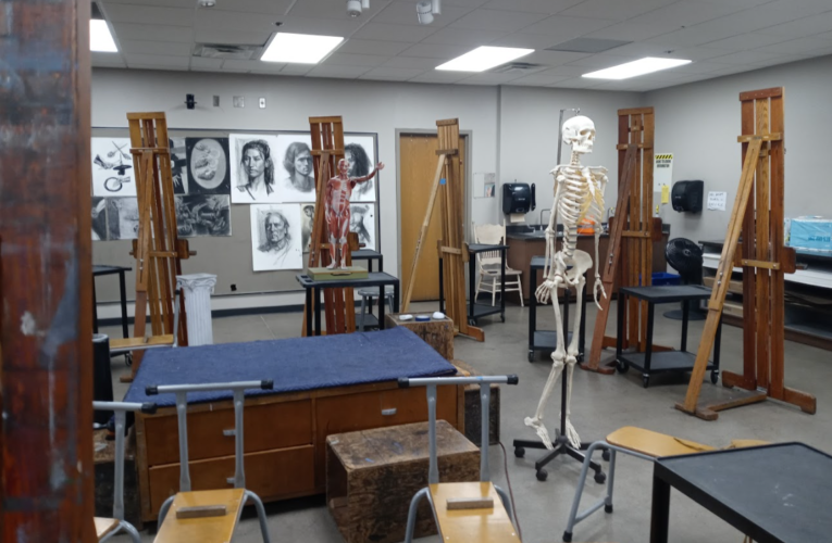 Mesa Community College hosts live drawing sessions for local artists