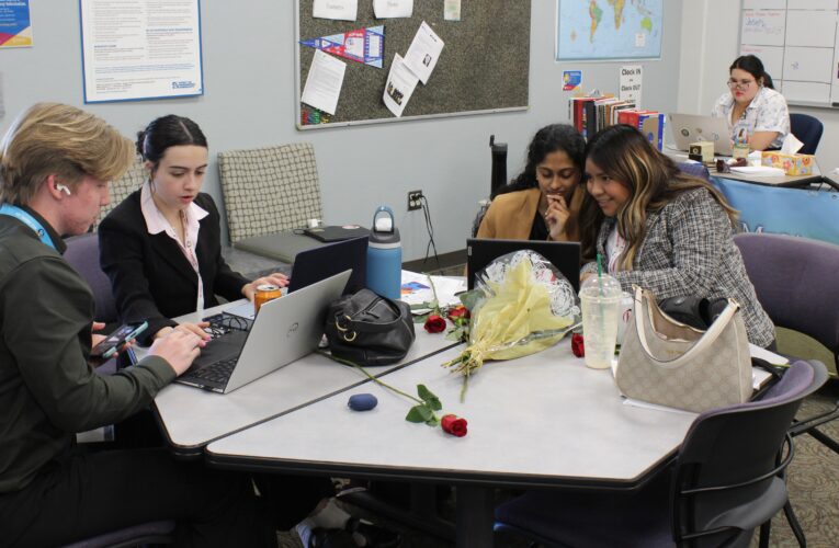Mesa Legend editors mentor next generation of journalists at Model UN