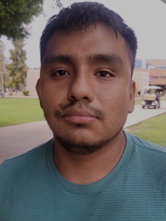 Erick Romero headshot